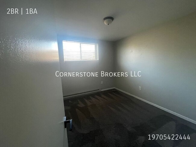 Building Photo - 219 Applewood Ct