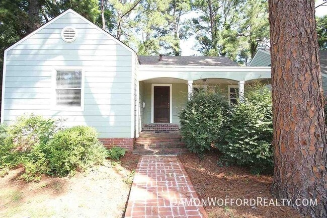 Photo - 125 River Park Dr House