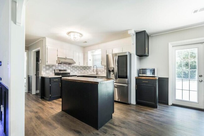 Foto del edificio - 4202 Cyndy Jo Cir