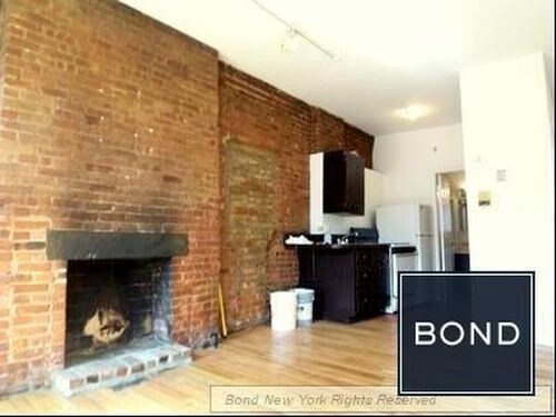 Building Photo - 310 E 60th St