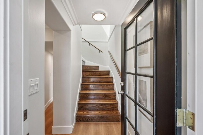 Foto del edificio - Beautiful 3 Bedroom 2 Bathroom Single Fami...
