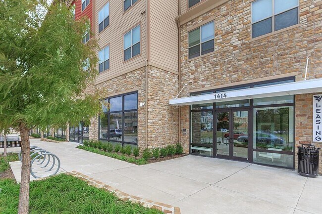 Foto del edificio - 1414 Belleview-#1414