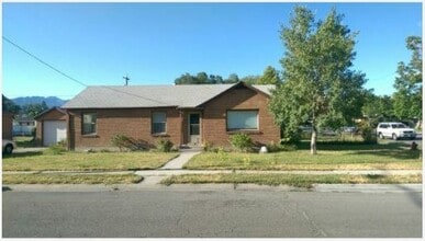 Building Photo - 912 E 150 N