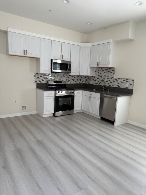Foto del edificio - 10561 Tujunga Canyon Blvd