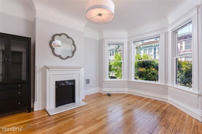 Building Photo - 640 Ashbury St