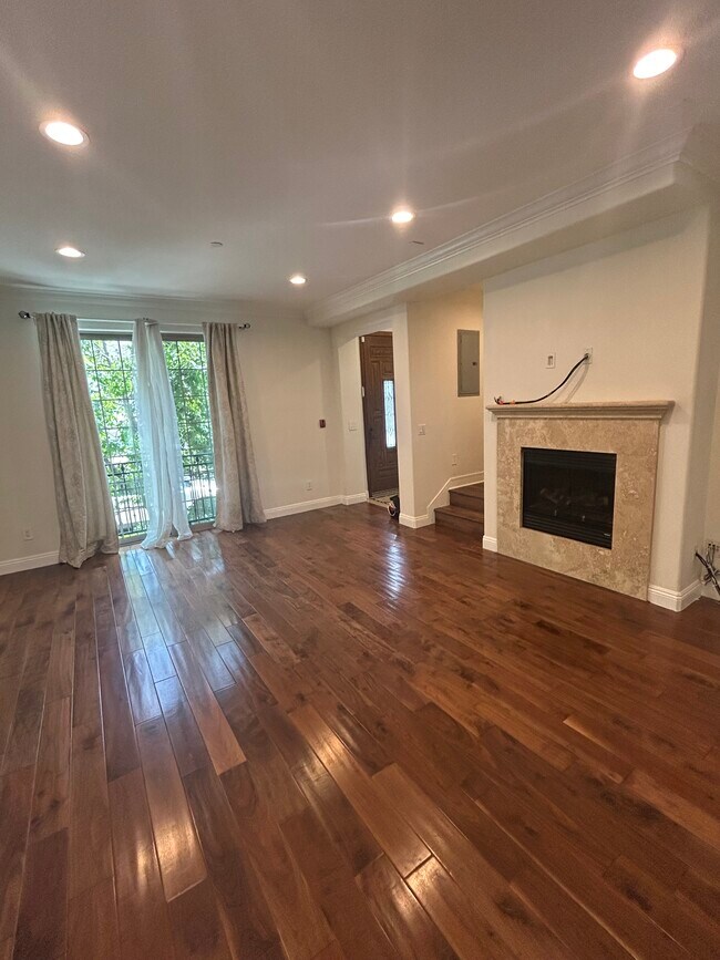 Foto del edificio - 3501 Tilden Ave