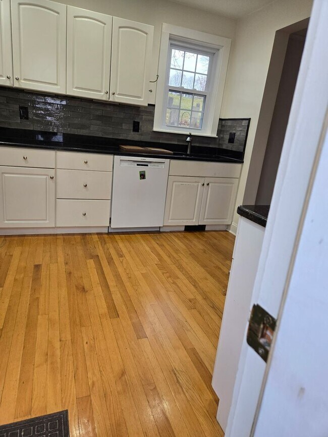 Foto del edificio - 5 Hillside Ave