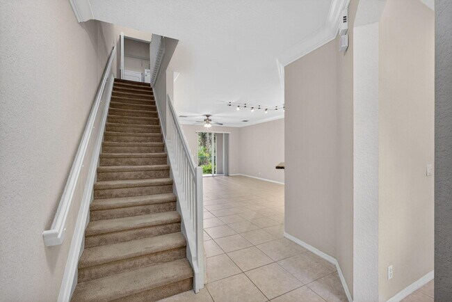 Foto del edificio - 4991 Bonsai Cir