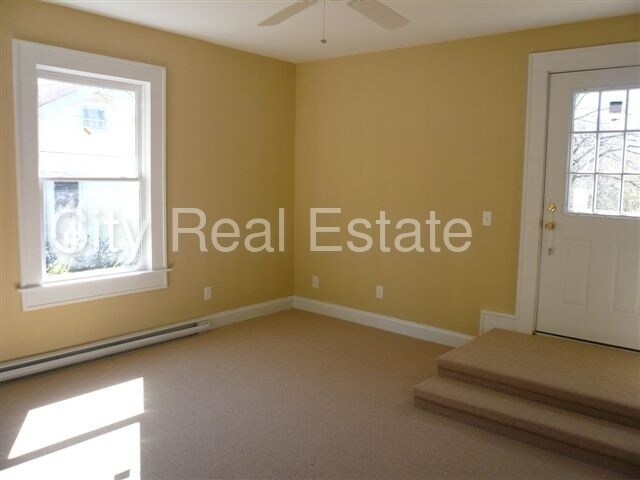 Foto del edificio - 127 Hillside St