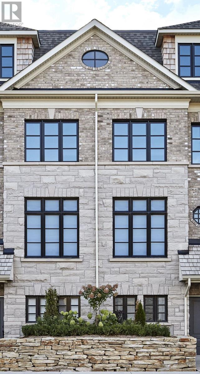 Building Photo - 40 Lunar Cres