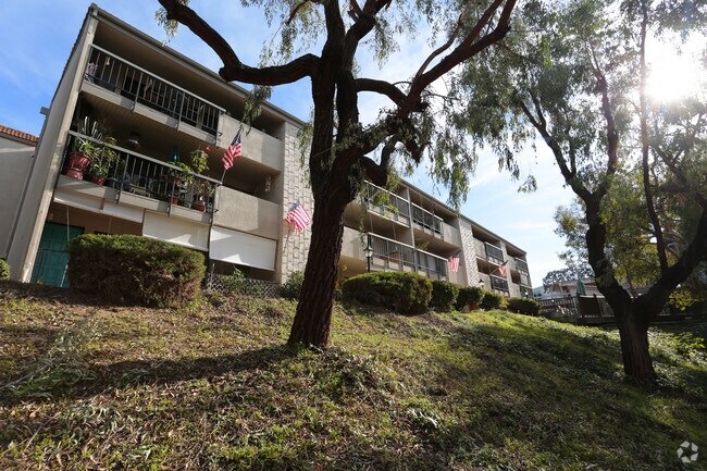 Building Photo - 2490 S Ola Vis