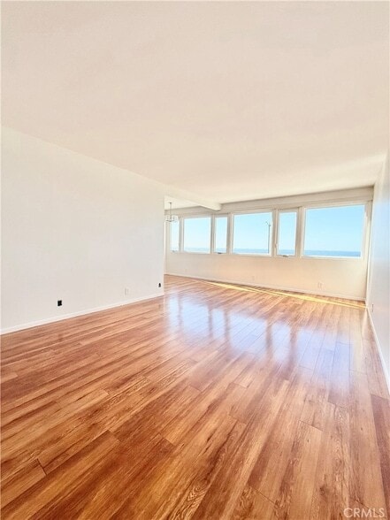Foto del edificio - 1710 Esplanade