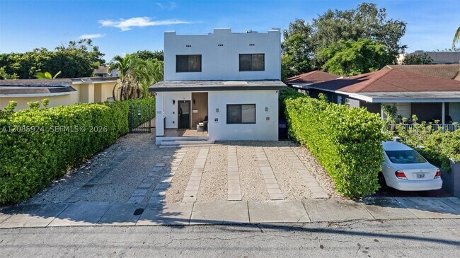 Foto del edificio - 920 SW 9th St