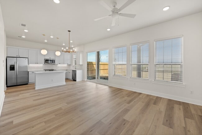 Foto del edificio - 6710 Abode Ave