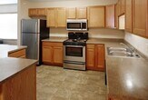 3 Bed / 2 Bath 1356 sq ft 2nd/3rd Floor
