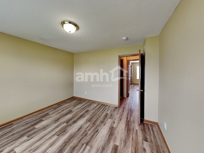 Building Photo - 6764 Annelise Ln