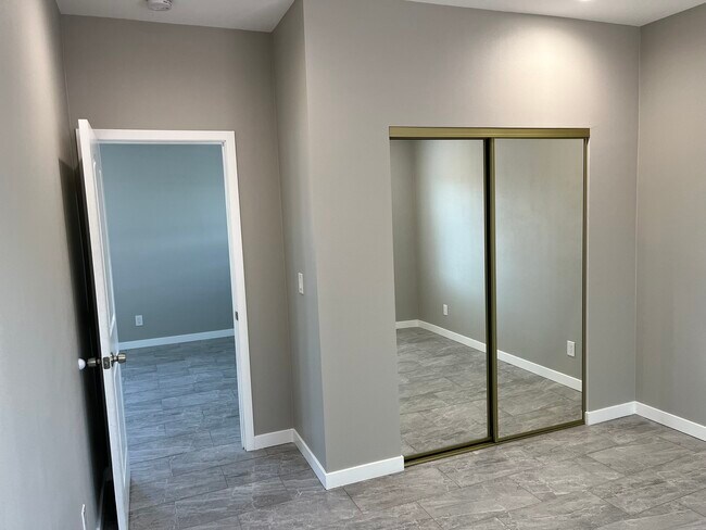 Foto del edificio - 12225 Brookhaven Park