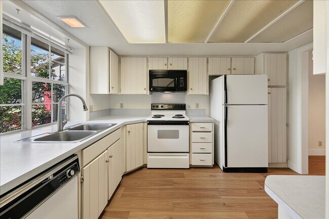 Foto del edificio - Charming SE Boise Townhome Near the Greenbelt