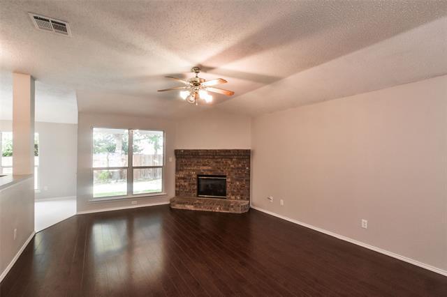 Foto del edificio - 2404 Glenhaven Dr
