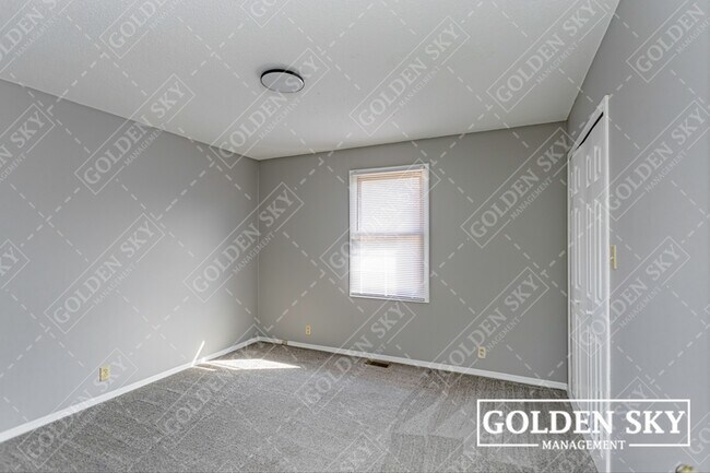 Building Photo - 2601-2607 W Keller Rd