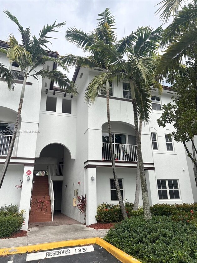8620 NW 97th Ave Unit 104, Medley, FL 33178 Condo for Rent in Medley