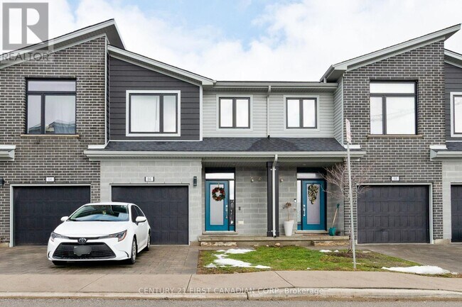 Photo du bâtiment - 177 Edgevalley Rd