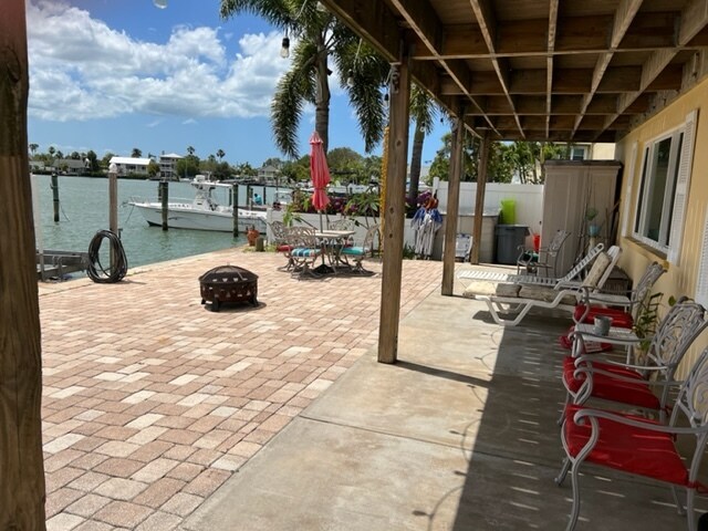 Primary Photo - 2211 Bay Blvd