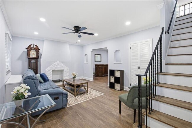 Building Photo - 3891 Beechwood Blvd