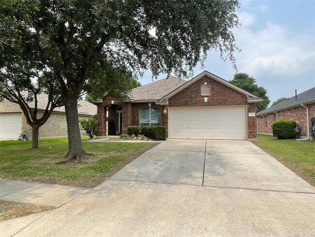 Building Photo - 310 Wildhorse Creek