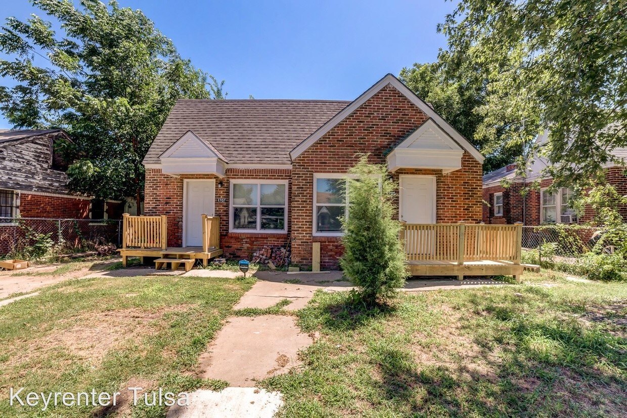 Primary Photo - 1707-1707 N Atlanta Ave