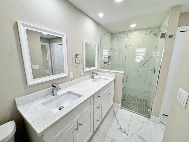 Foto del edificio - 2215 SE 9th Terrace