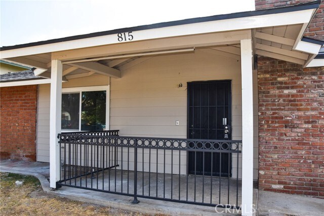 Primary Photo - 815 N Olive St