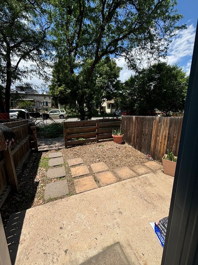 Foto del edificio - Updated 1 Bed/1 Bath Duplex in Lohi