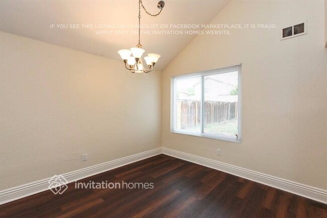 Building Photo - 3613 Burning Tree Dr