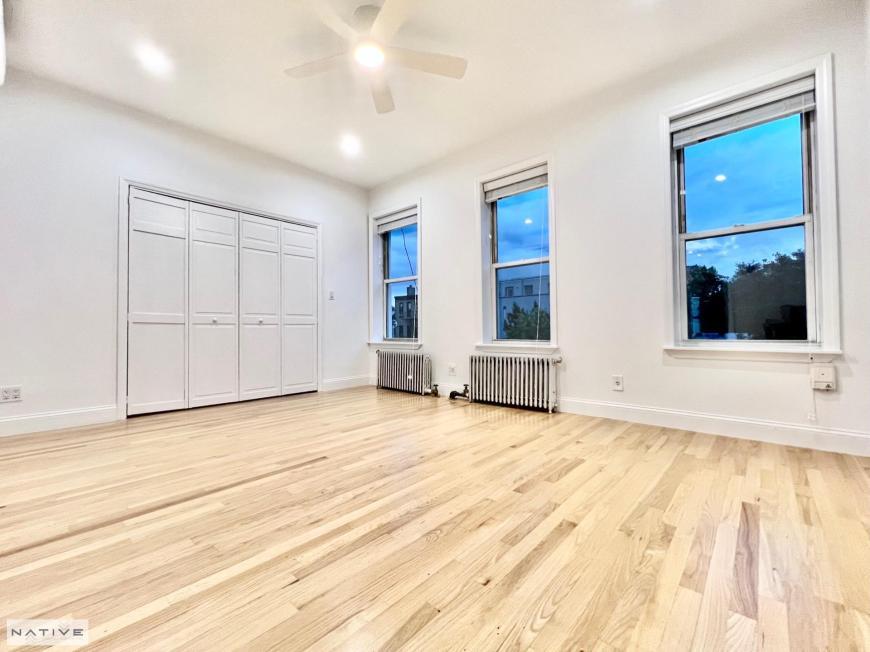 Primary Photo - 2 bedroom in BROOKLYN NY 11222