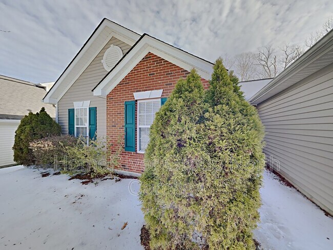 Building Photo - 2152 Burton Run Rd