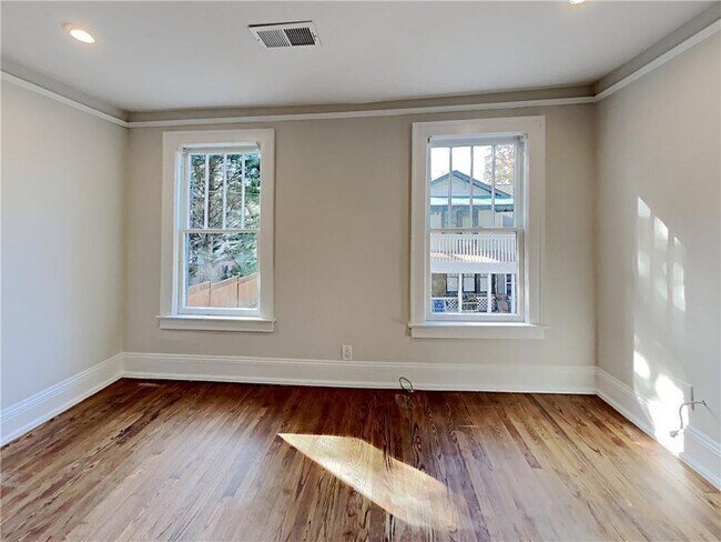 Foto del edificio - 1539 N Morningside Dr NE