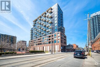Building Photo - 270-1270 Dufferin St