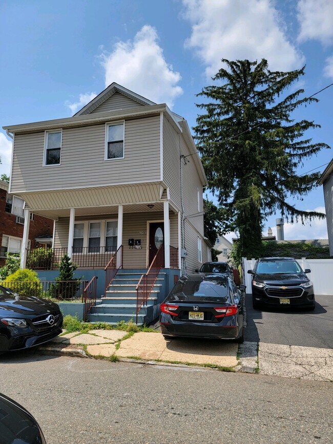 Foto del edificio - 109 Ely St