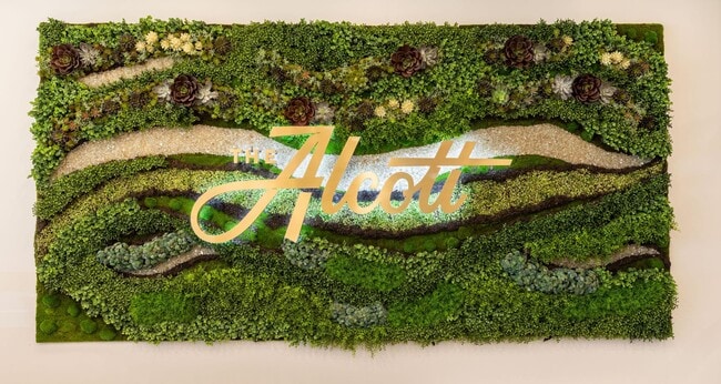 Building Photo - The Alcott