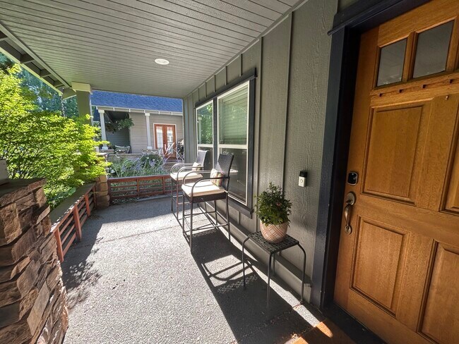 Foto del edificio - 21365 Oakview Dr
