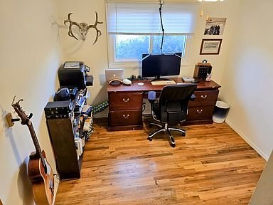 Foto del edificio - 1570 N 7th St