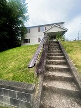 Building Photo - 317 Heaslett Ave