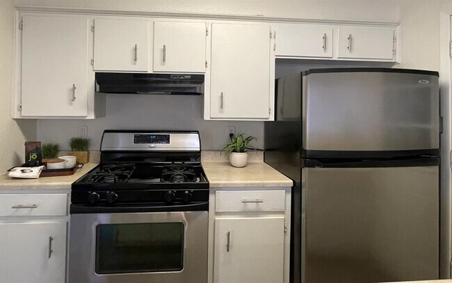 Foto del edificio - 10009 Quail Valley Blvd
