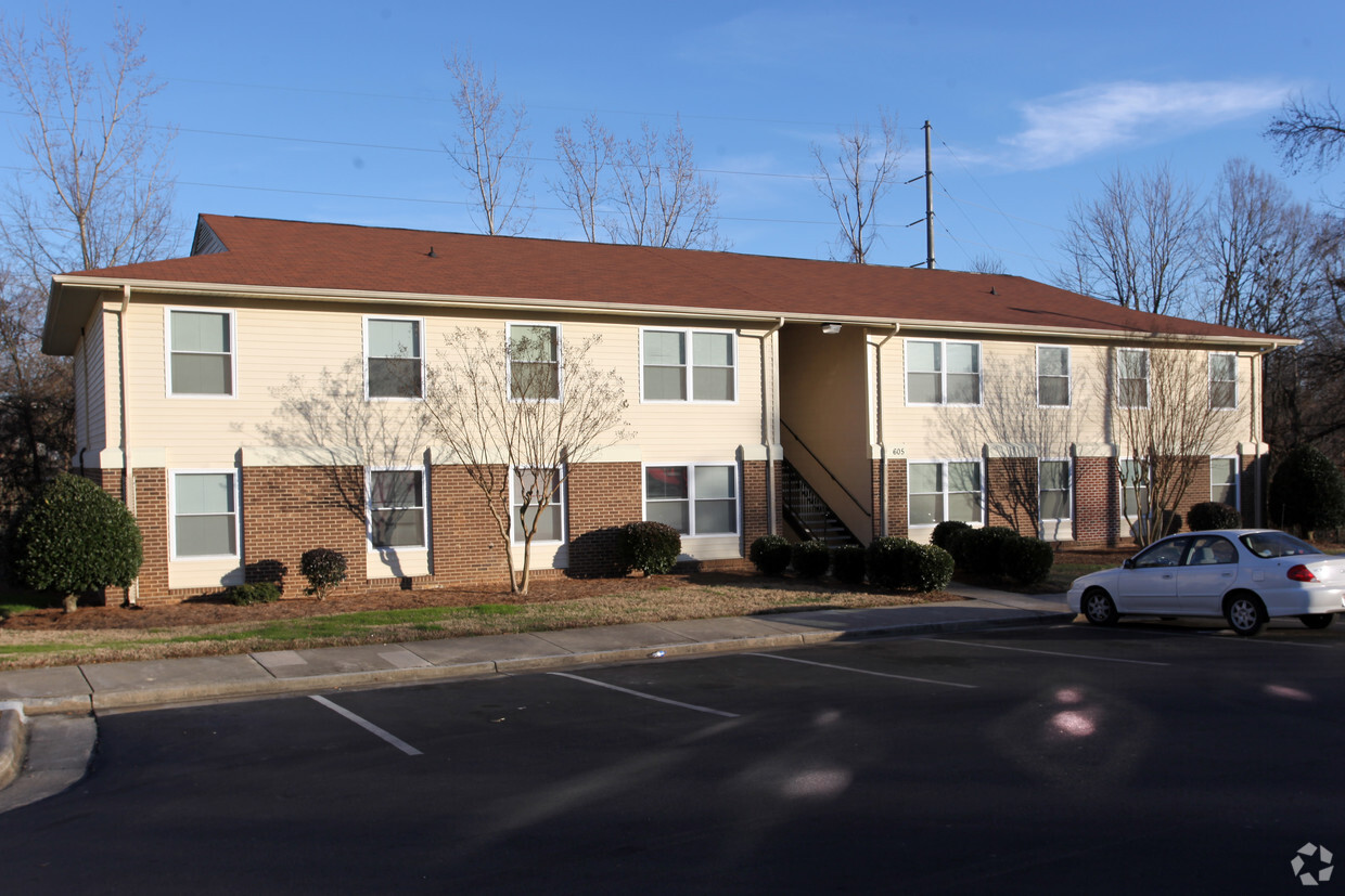 Building Photo - Newgate Garden Apartments