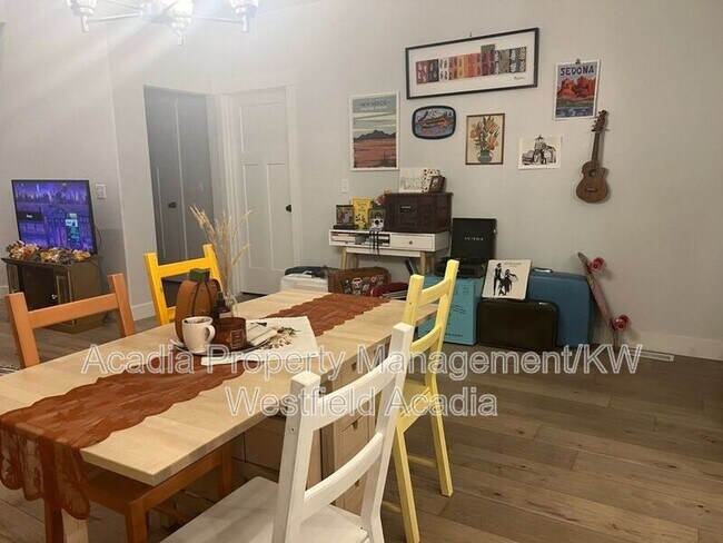Foto del edificio - 2023 N 3830 W
