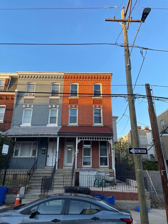 Building Photo - 3213 Haverford Ave