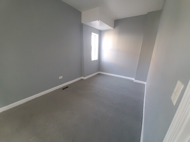 Foto del edificio - 7736 S Greenwood Ave