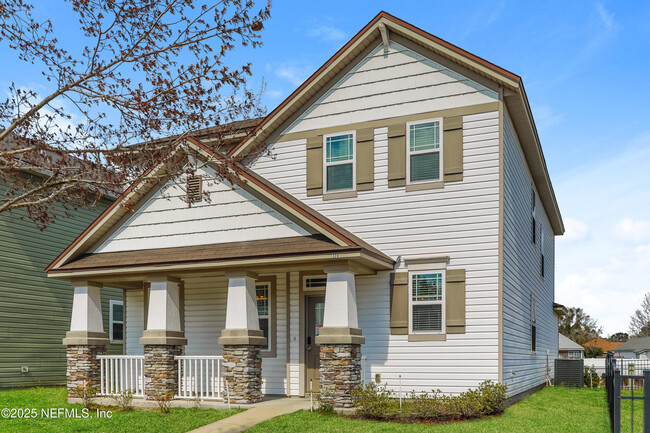 Building Photo - 328 Vineyard Ln