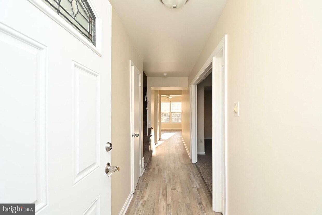 8072 Powderbrook Ln, Springfield, VA 22153 Townhome Rentals in